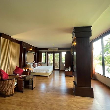 Hotel Gassan Legacy Golf Club Lamphun Exteriér fotografie