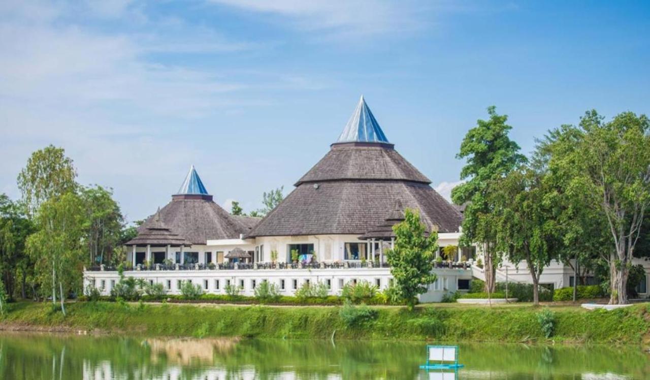 Hotel Gassan Legacy Golf Club Lamphun Exteriér fotografie